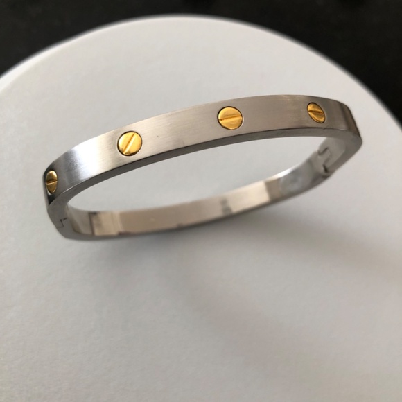 Bracelet with a Hinge Open & Close Silver & Gold - Picture 6 of 9